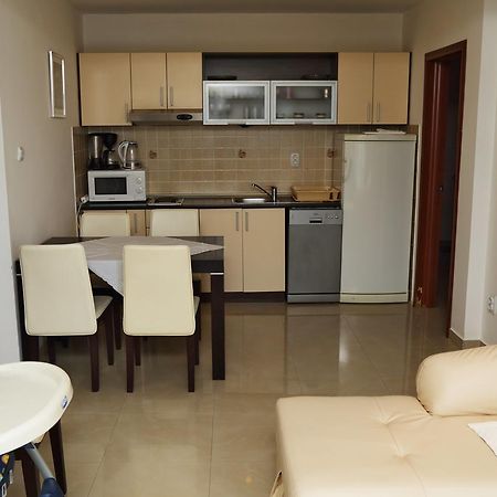 Apartmani Irena Petrovac Eksteriør bilde